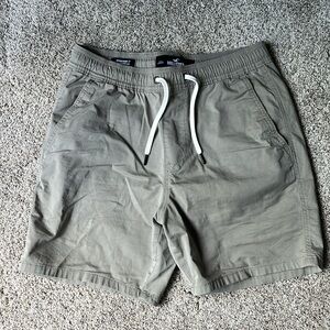 Hollister jogger khaki shorts